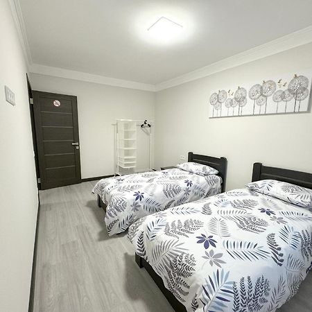 Artal Apartment On Obolonskyi Avenue 16 Kyjev Exteriér fotografie