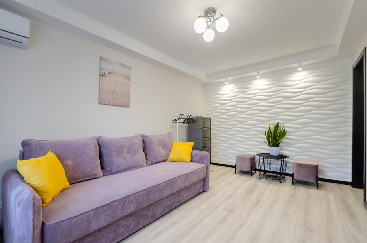 Artal Apartment On Obolonskyi Avenue 16 Kyjev Exteriér fotografie