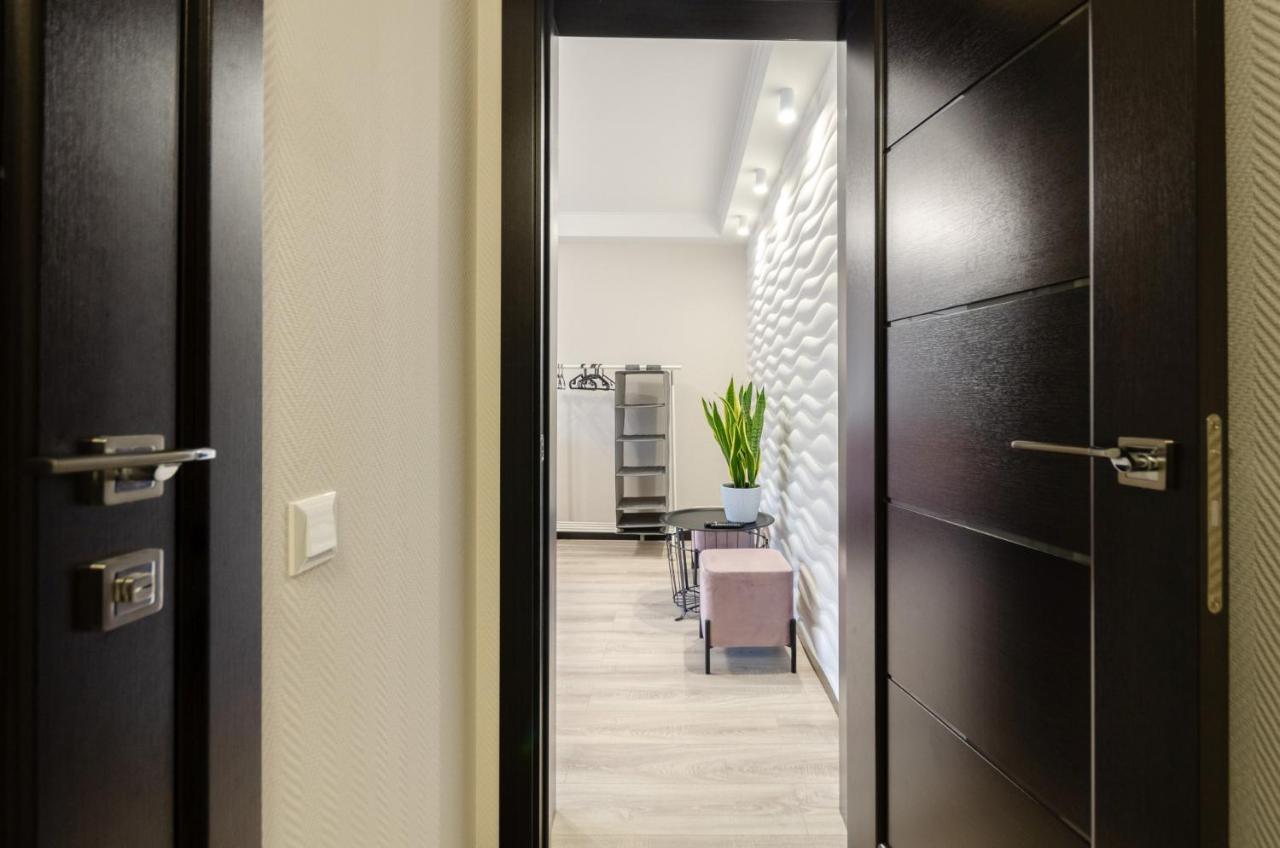 Artal Apartment On Obolonskyi Avenue 16 Kyjev Exteriér fotografie