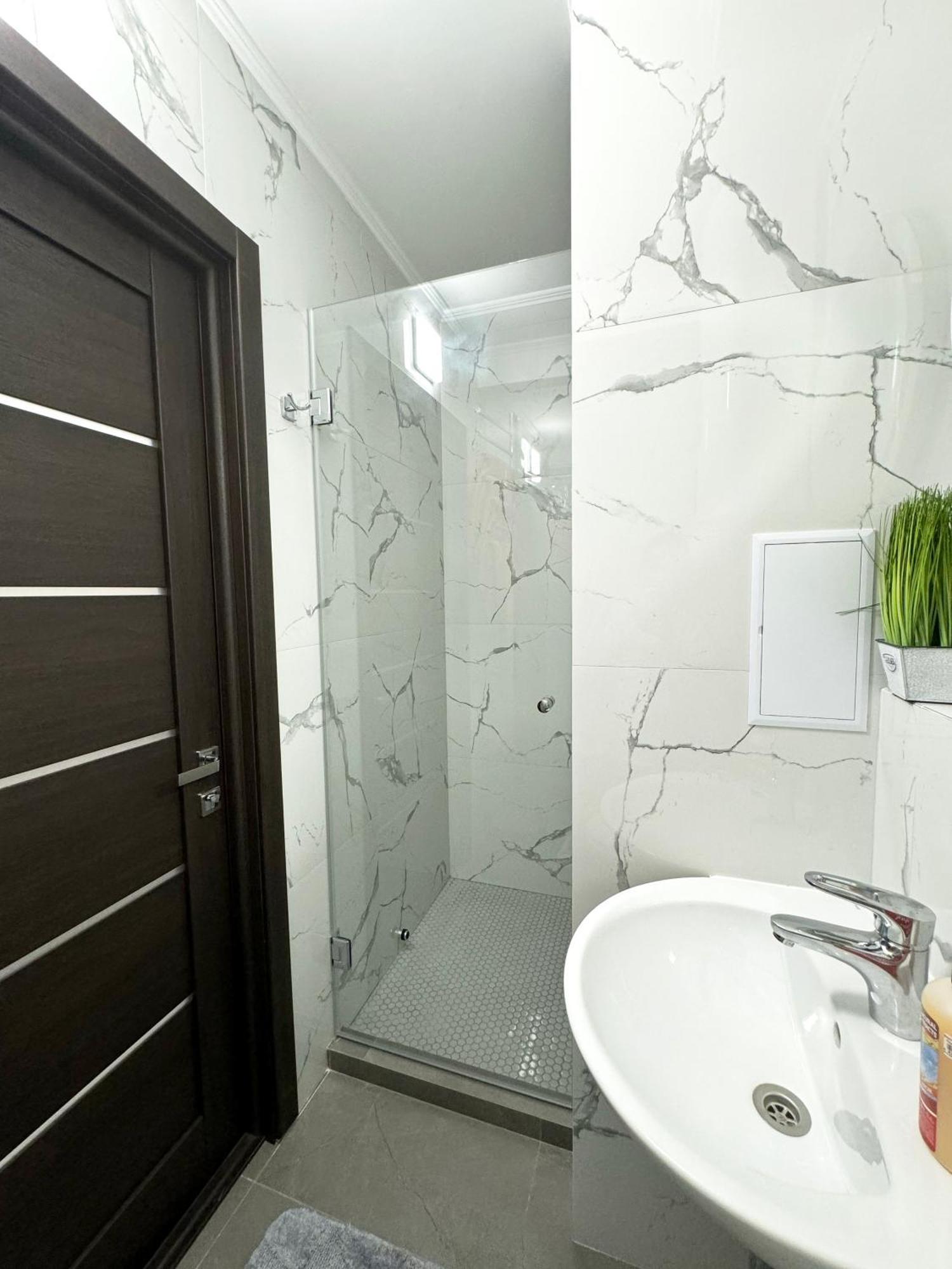Artal Apartment On Obolonskyi Avenue 16 Kyjev Exteriér fotografie